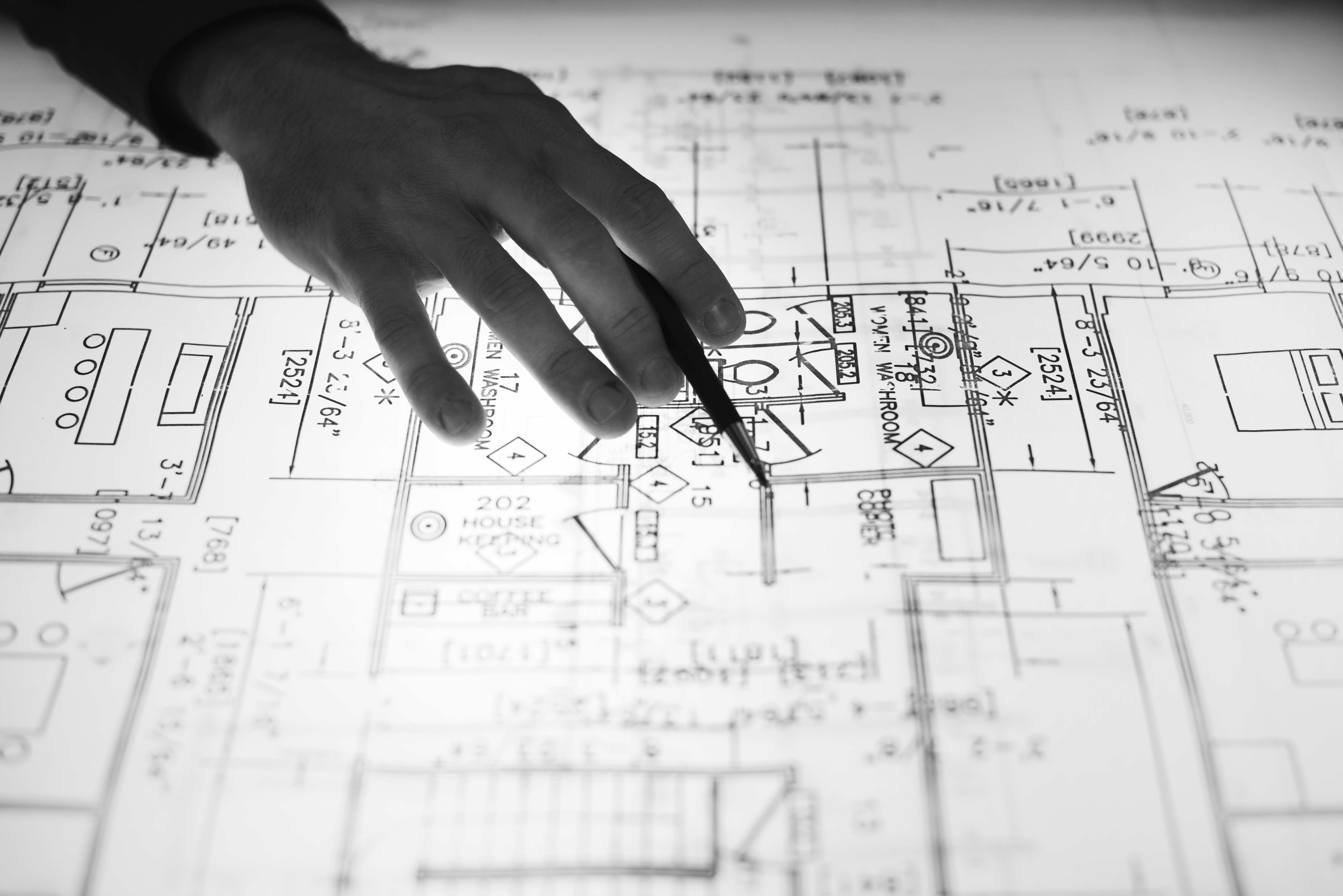 architect-architecture-black-and-white-1537008.jpg