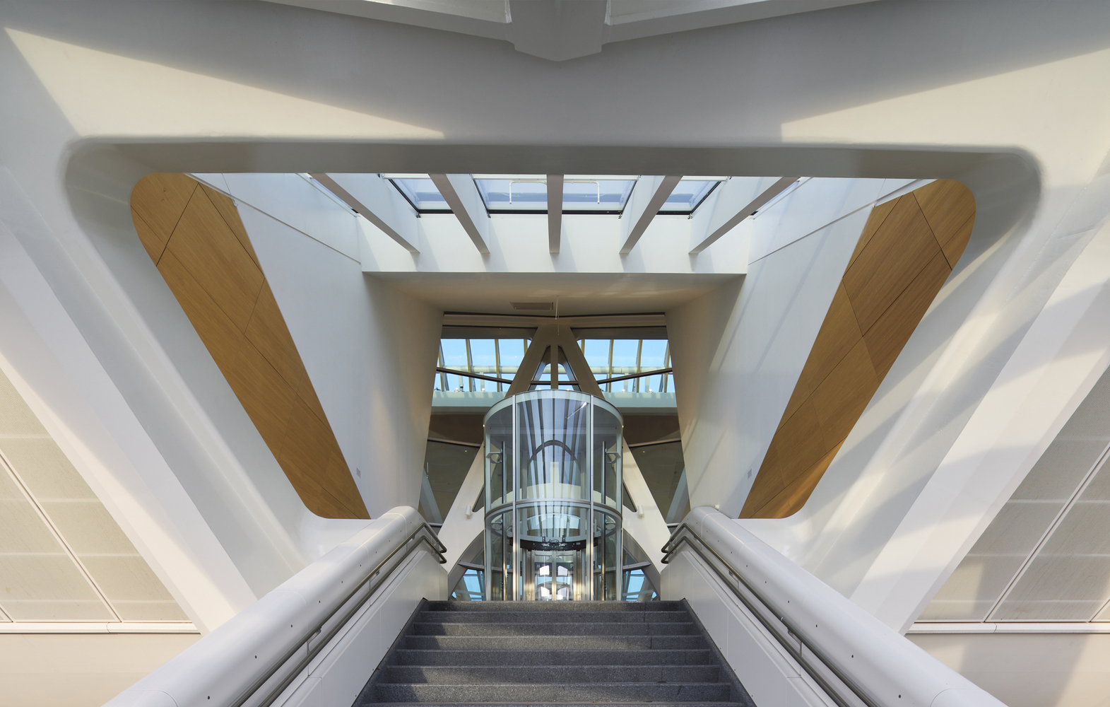 1774404086136423.jpg gare-de-mons-mons-belgium-santiago-calatrava_9.jpg